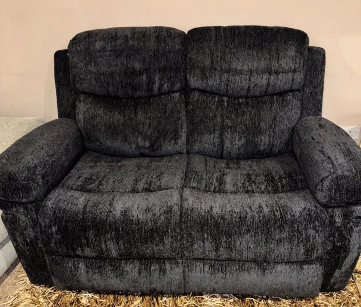 Recliner sofa - Image 2