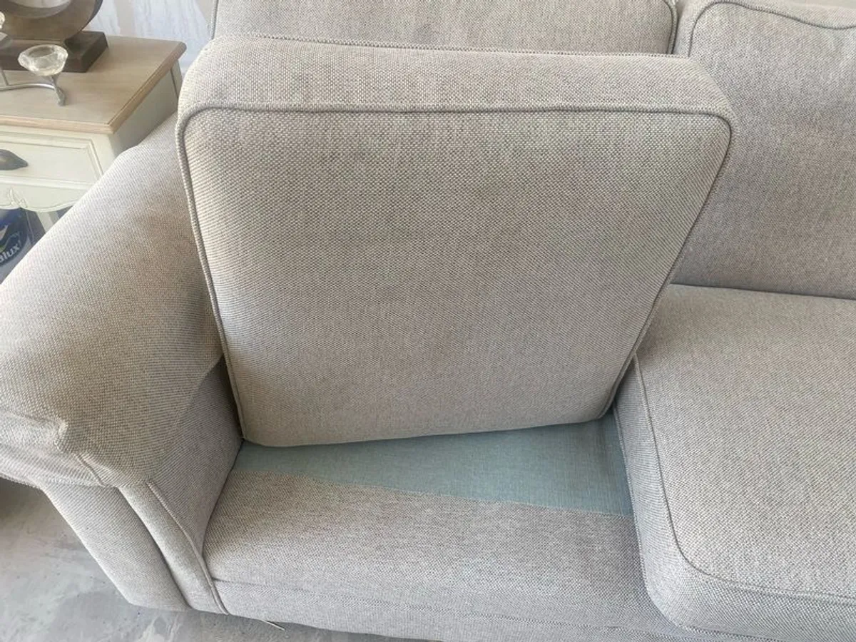 Sofa 2.5 Seater - Image 2