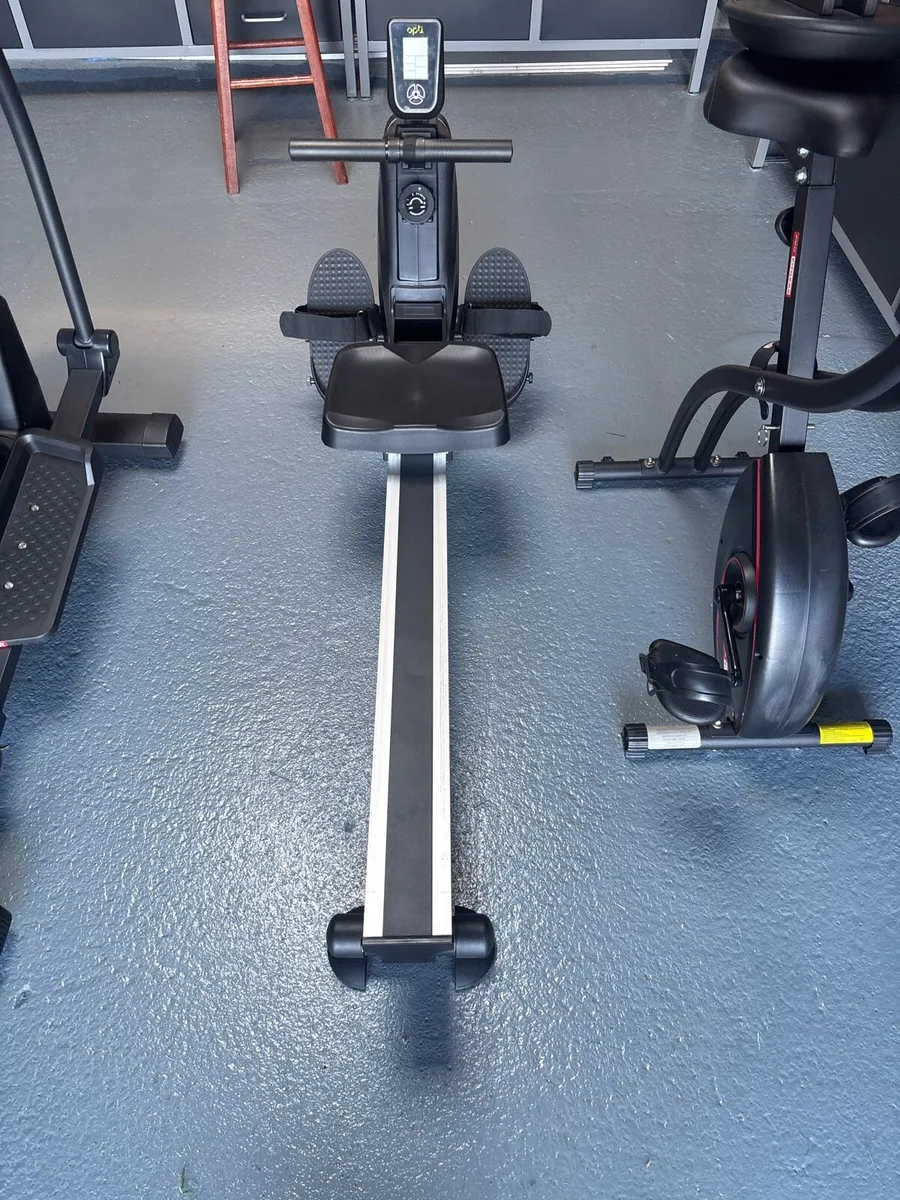Rowing machine - Image 4