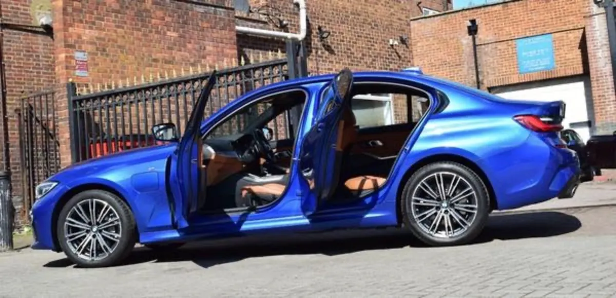 BMW 3-Series 2020 - Image 3