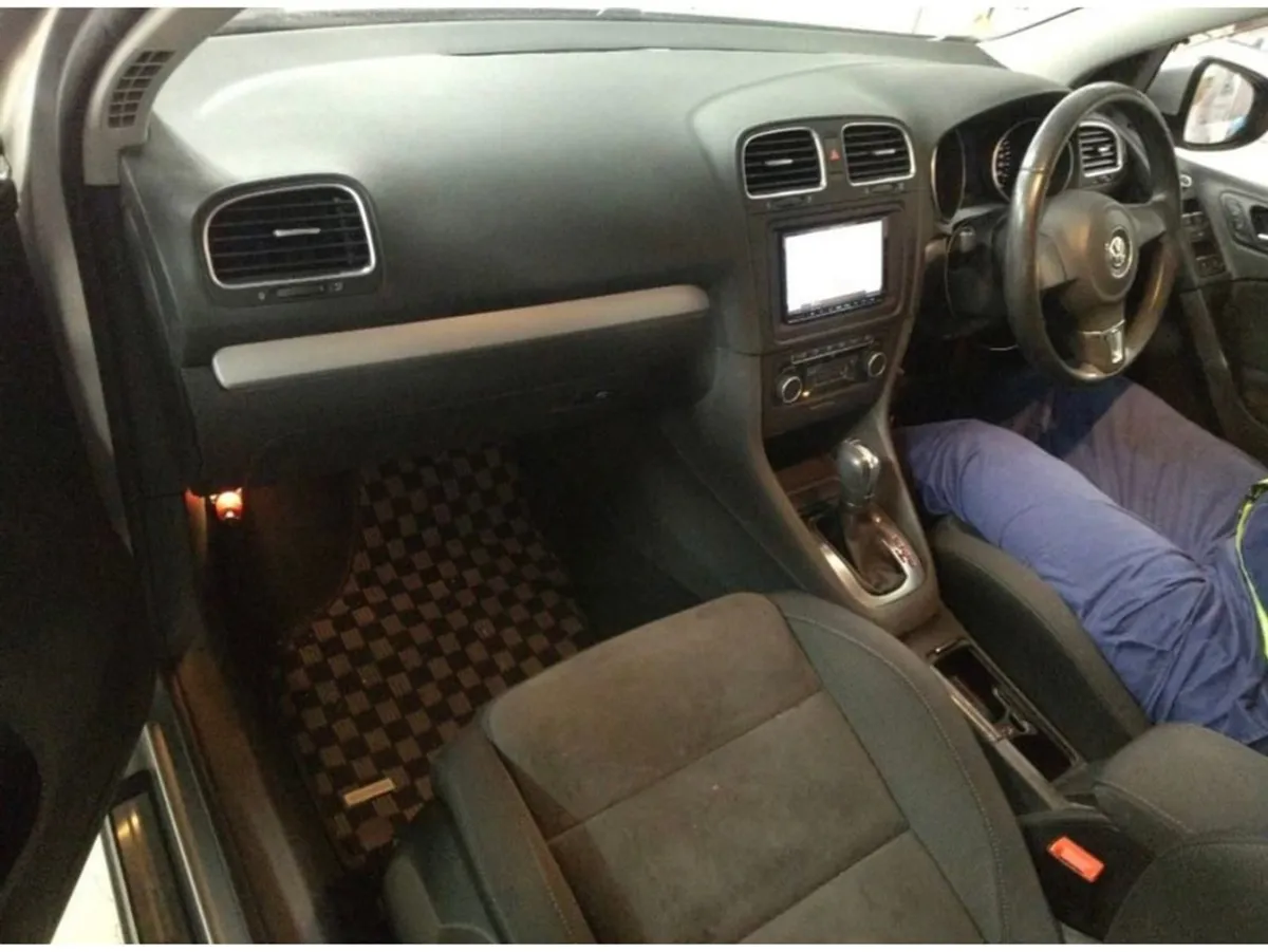 Volkswagen Golf 1.4 TSI Comfortline Auto - Image 3
