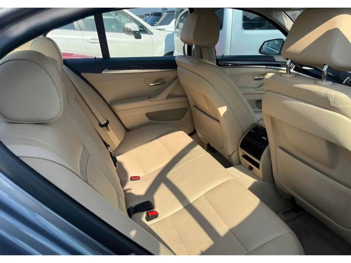 BMW 5 Series 2.0 Luxury 523D - Image 4