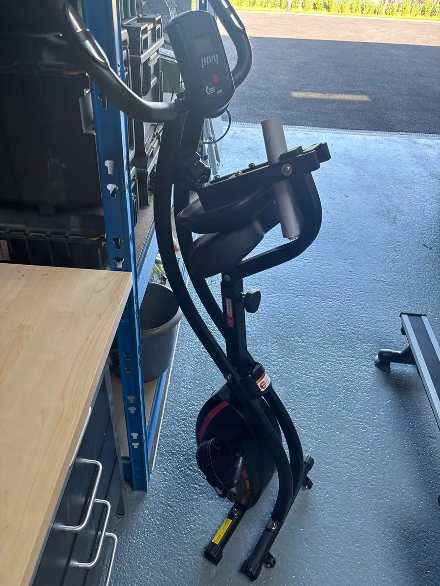Exercise bike - Image 4