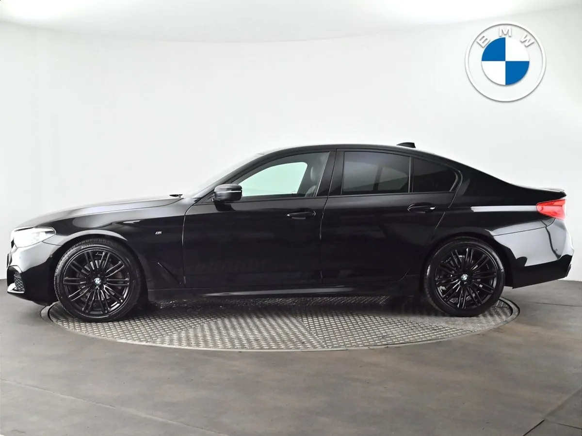 BMW 5 Series 520d M Sport Saloon - Image 3
