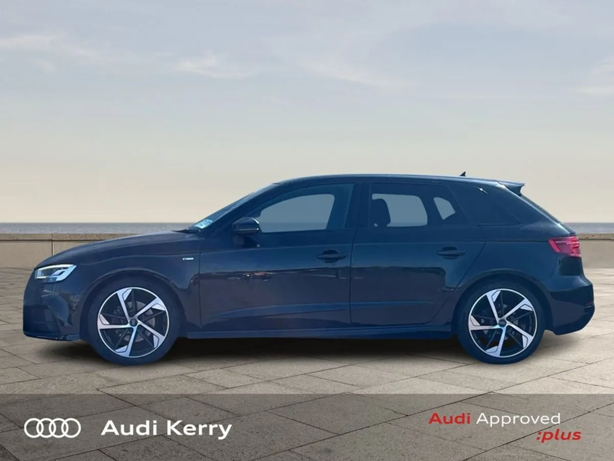 Audi A3 Sportback S-line Black Edition 30 Tfsi 11 - Image 4