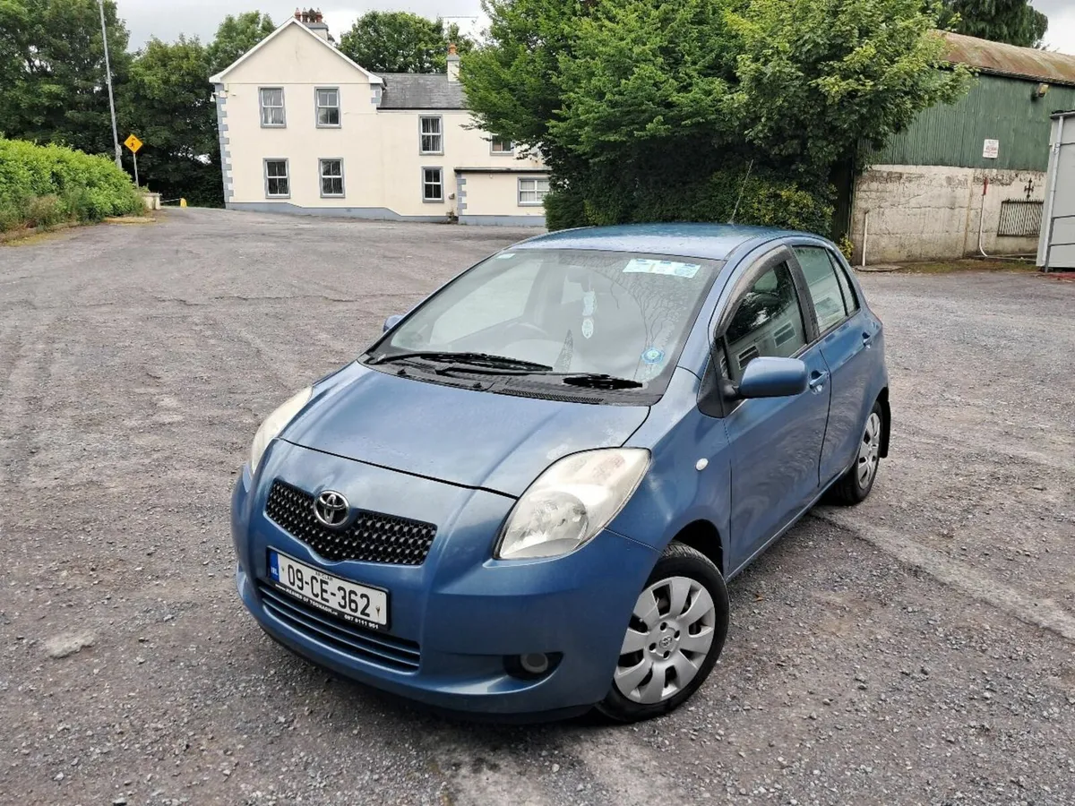 Toyota Yaris 2009 - Image 3