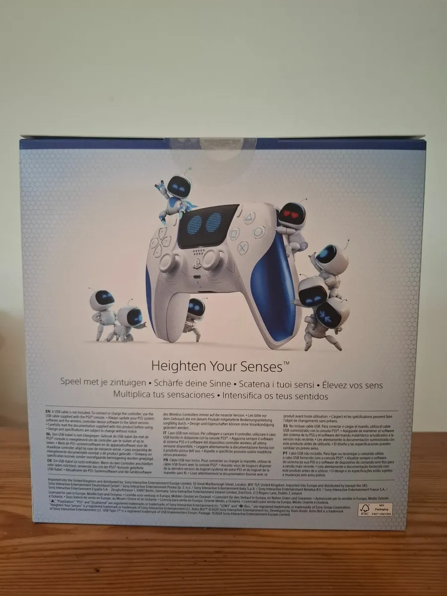 Ps5 duelsense astro bot - Image 3