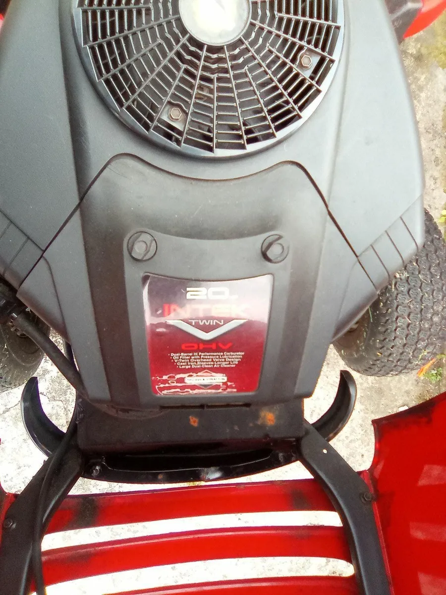 Snapper Ride on lawnmower - Image 2