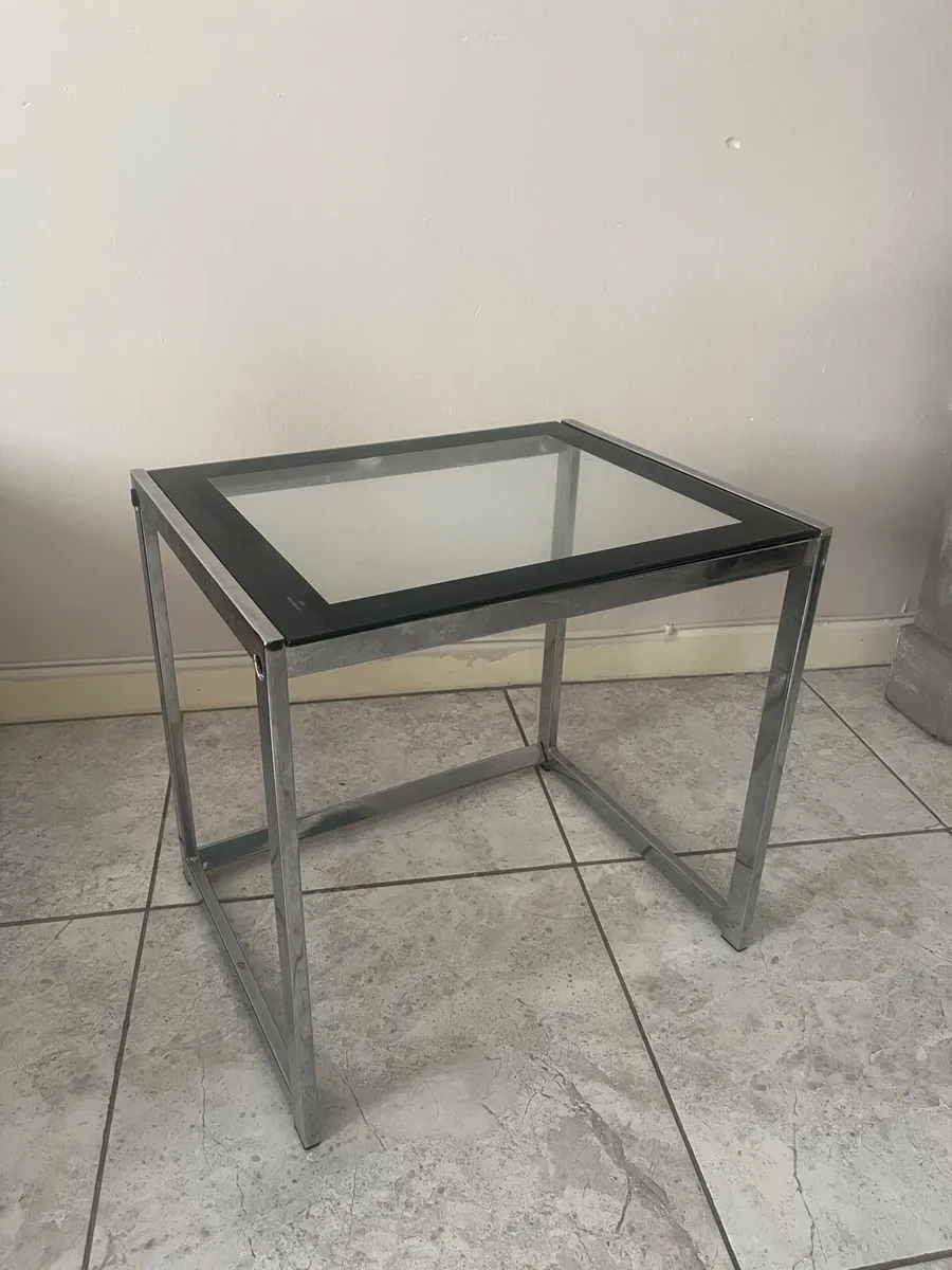 Glass small table - Image 3