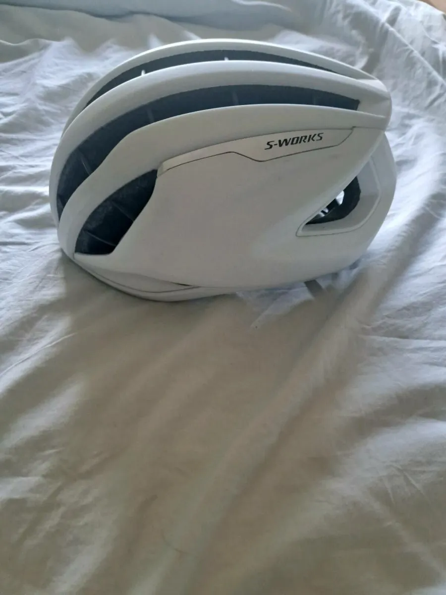 Sworks specialized Prevail 3 Helmet - Image 1