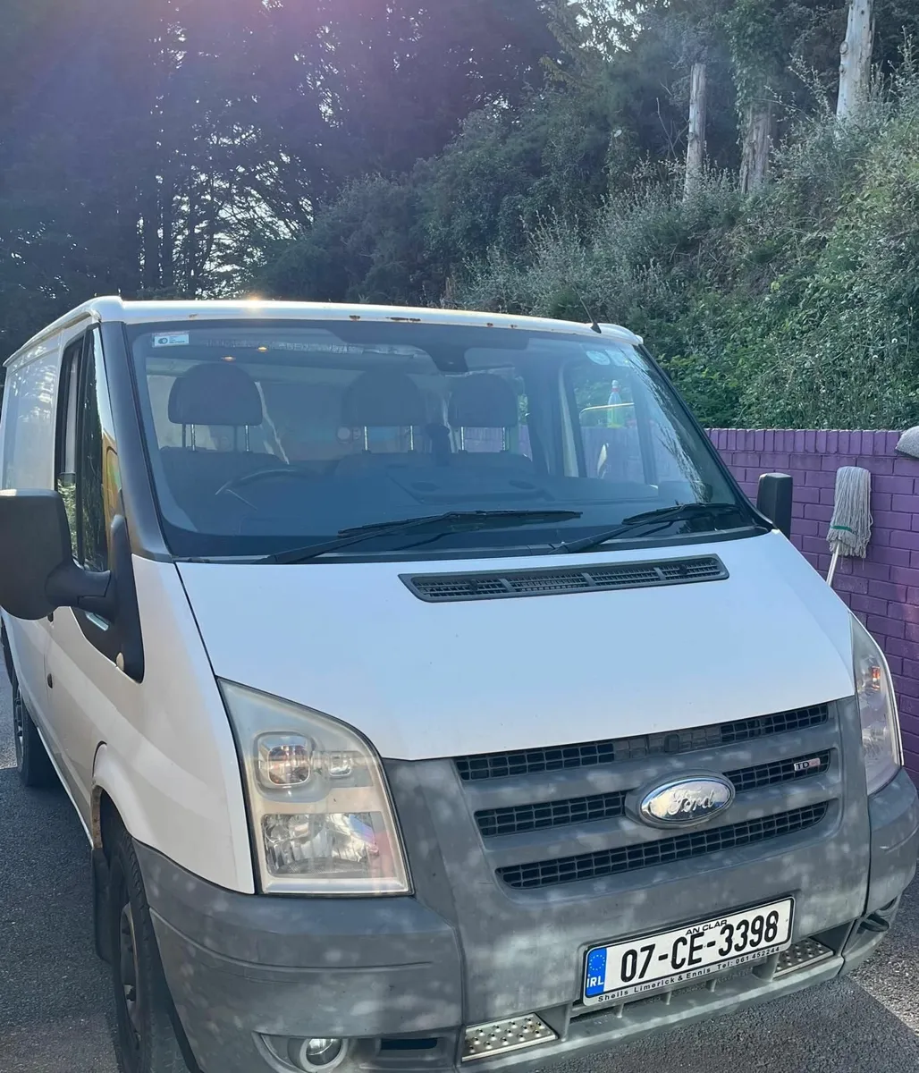 Campervan Transit 2007 2.2L - Image 1
