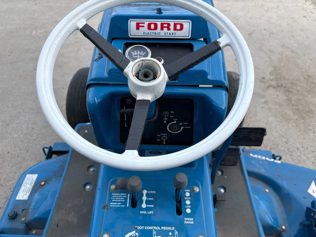 Ford 145 - Image 4