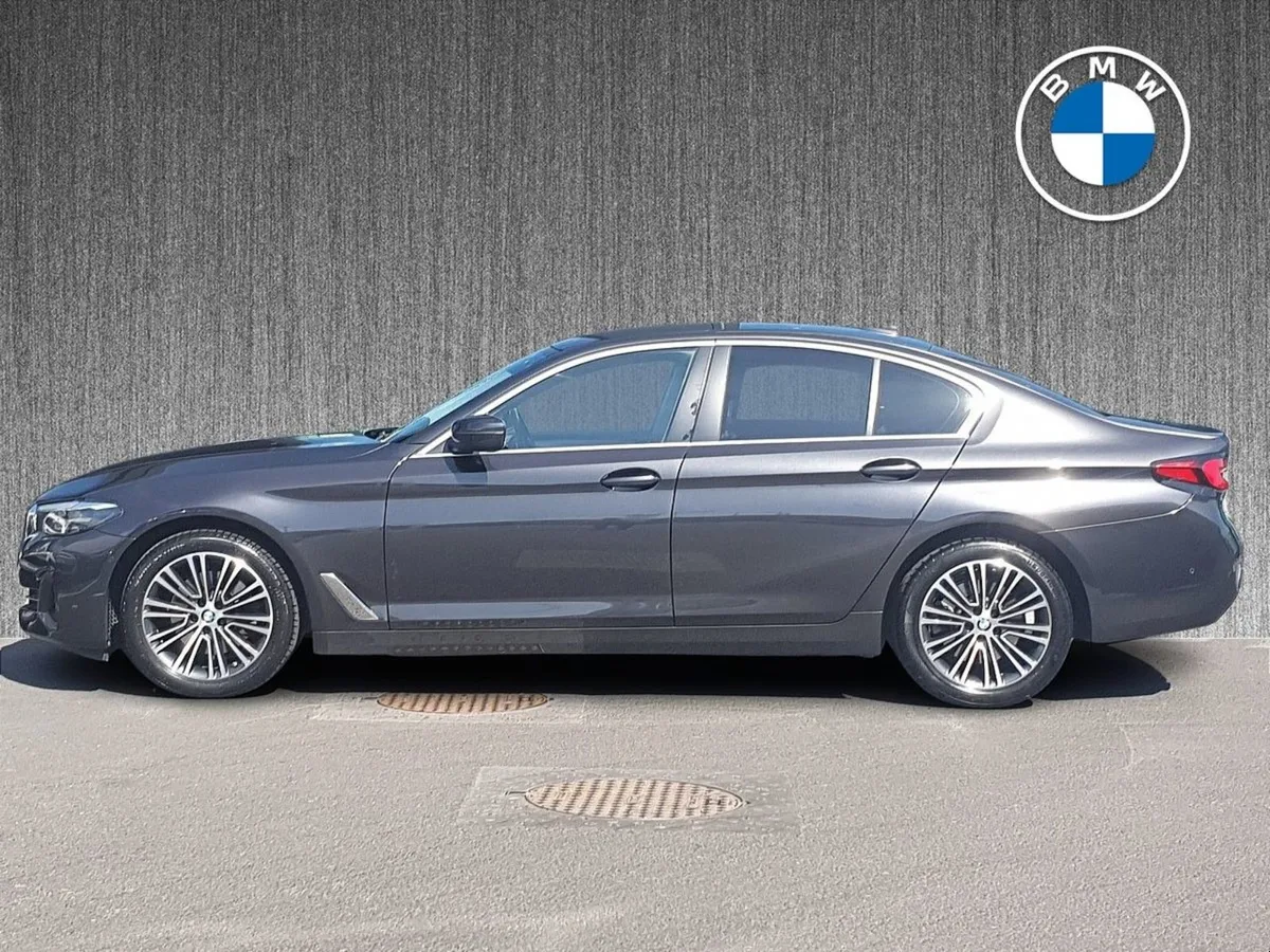BMW 5 Series 520d SE Saloon - Image 3