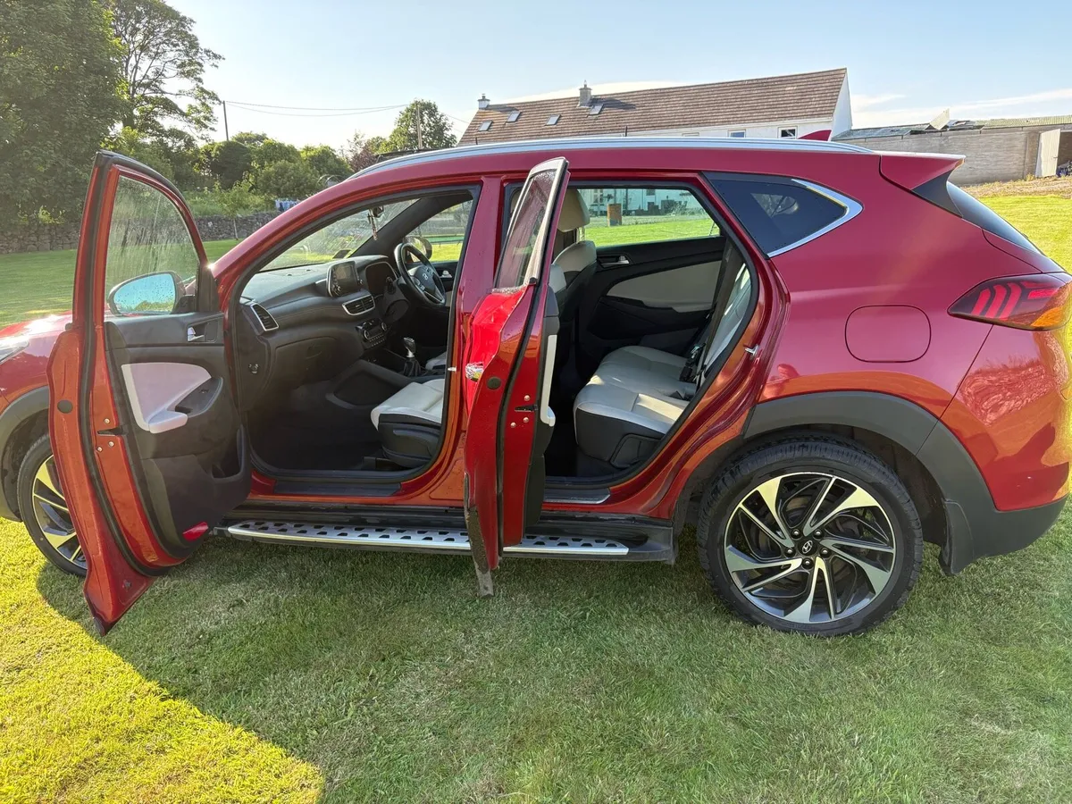 Hyundai Tucson Executive Plus - Image 4