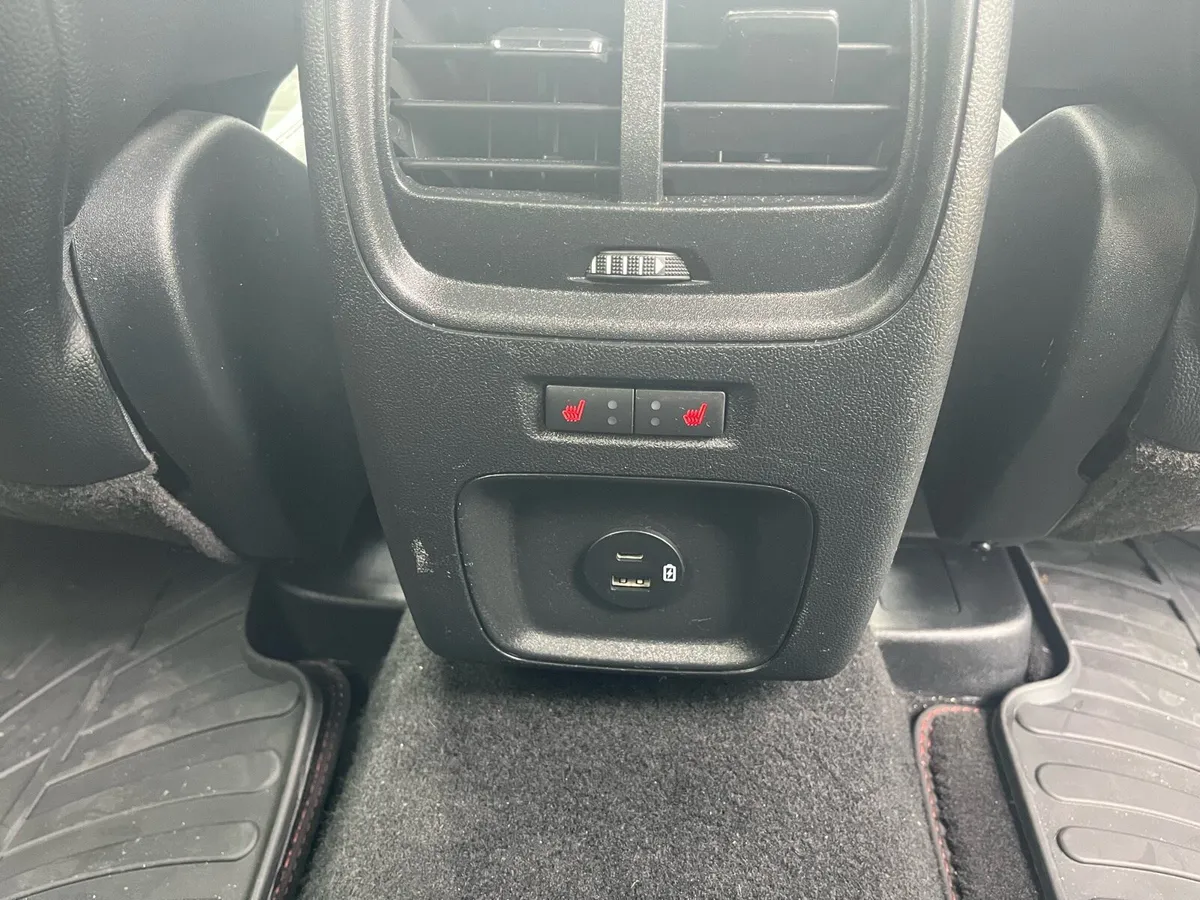Ford Kuga St Line X - Image 4