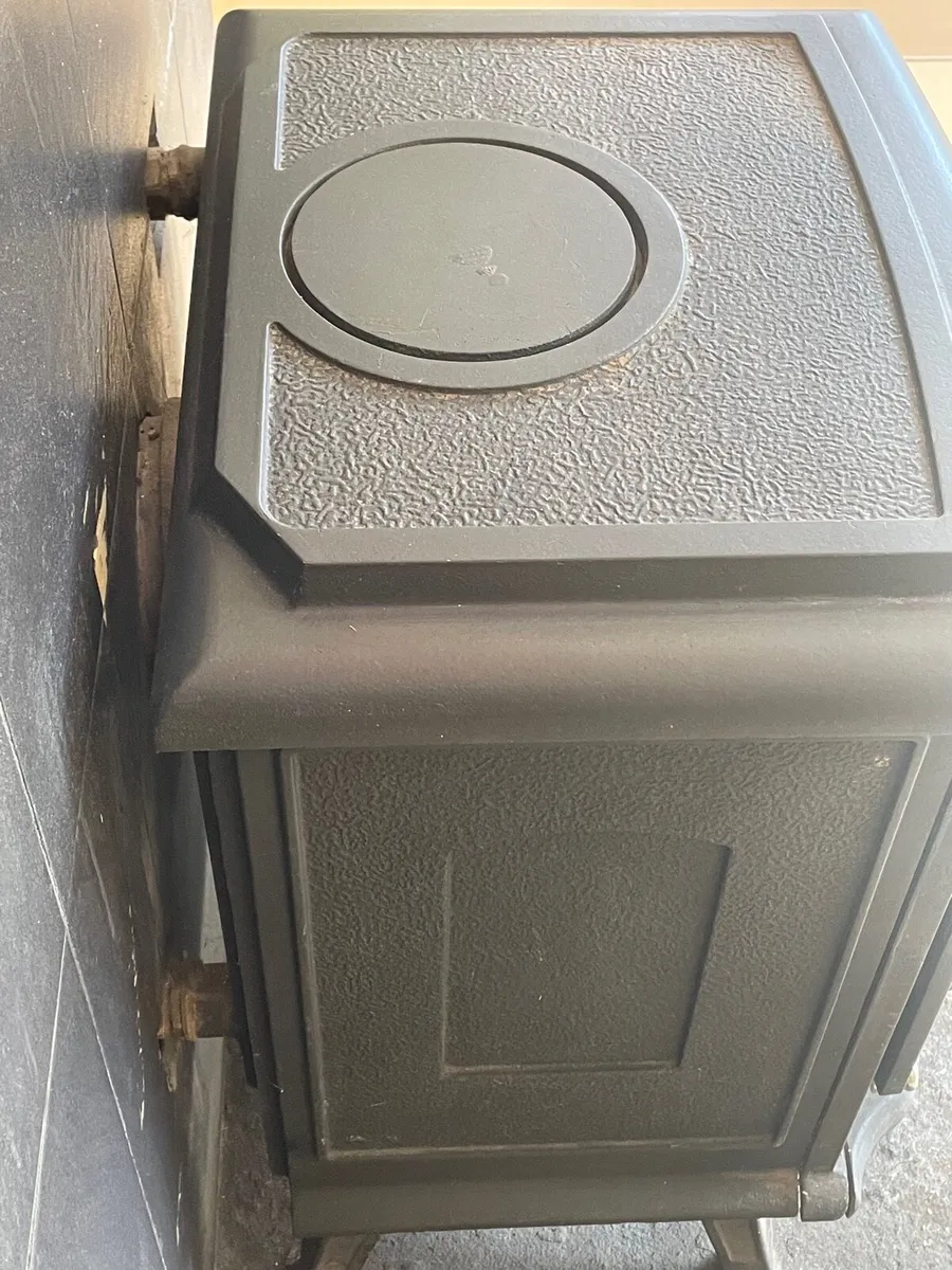 Stove with back boiler - Image 3