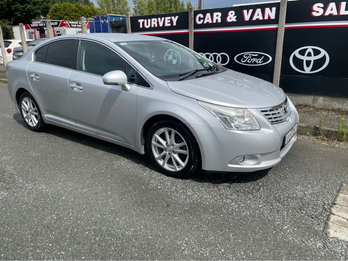 Toyota Avensis 2.0 D-4d TR 4DR Overmount - Image 2