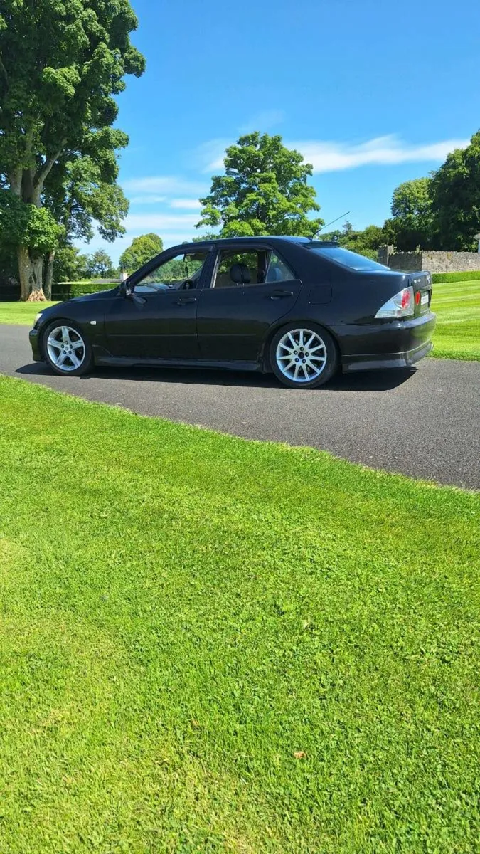 Lexus is200 turbo - Image 2