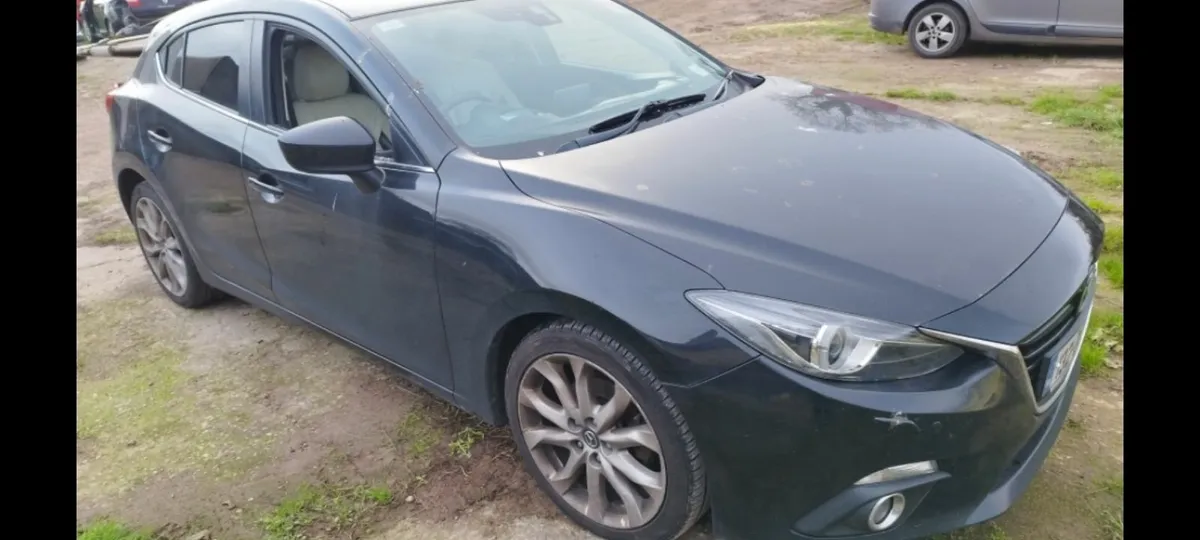 2013 Mazda 3 for breaking. - Image 1