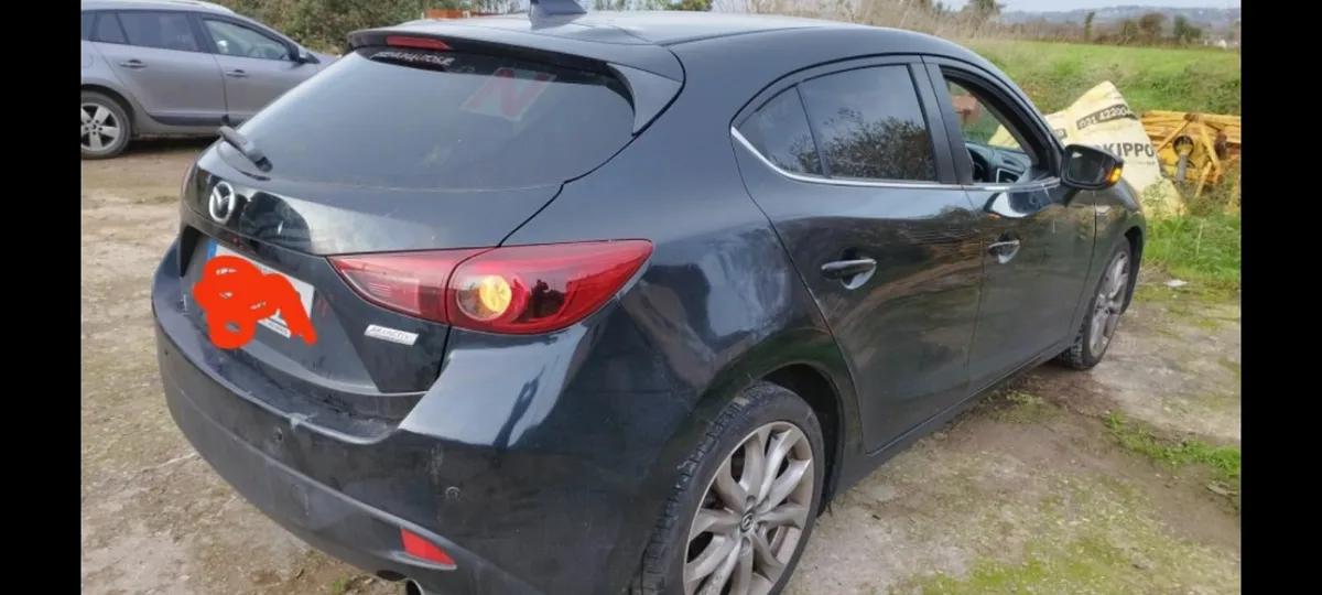 2013 Mazda 3 for breaking. - Image 2