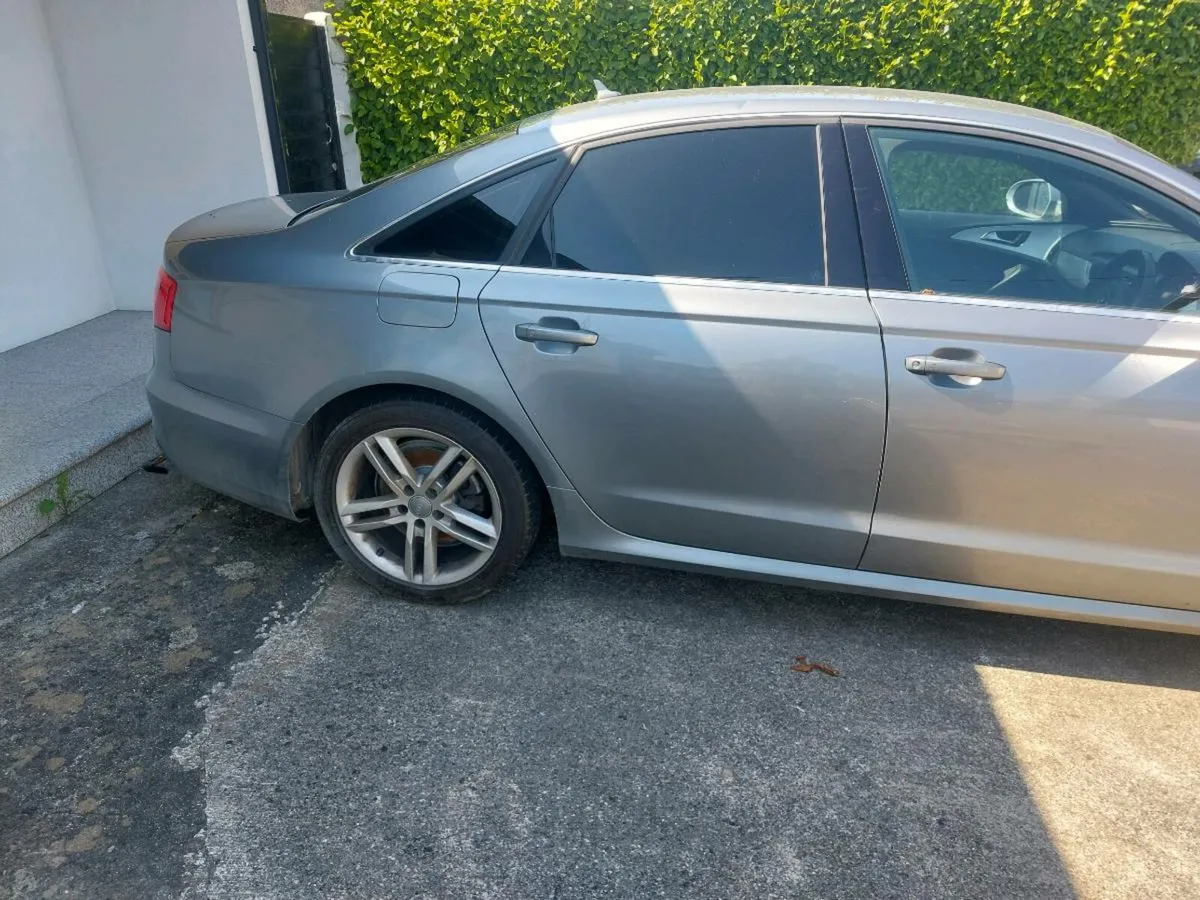 Audi A6 - Image 2