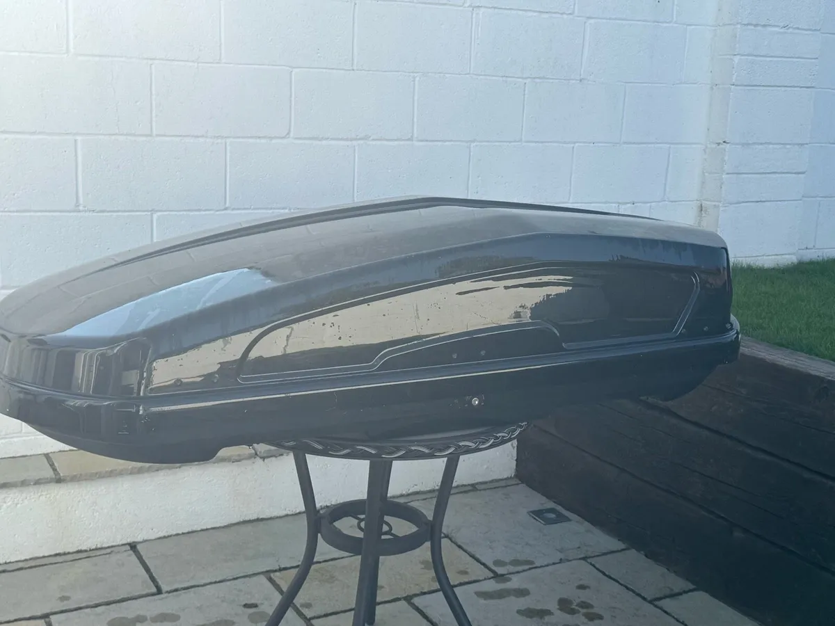 Roof Box - Image 2