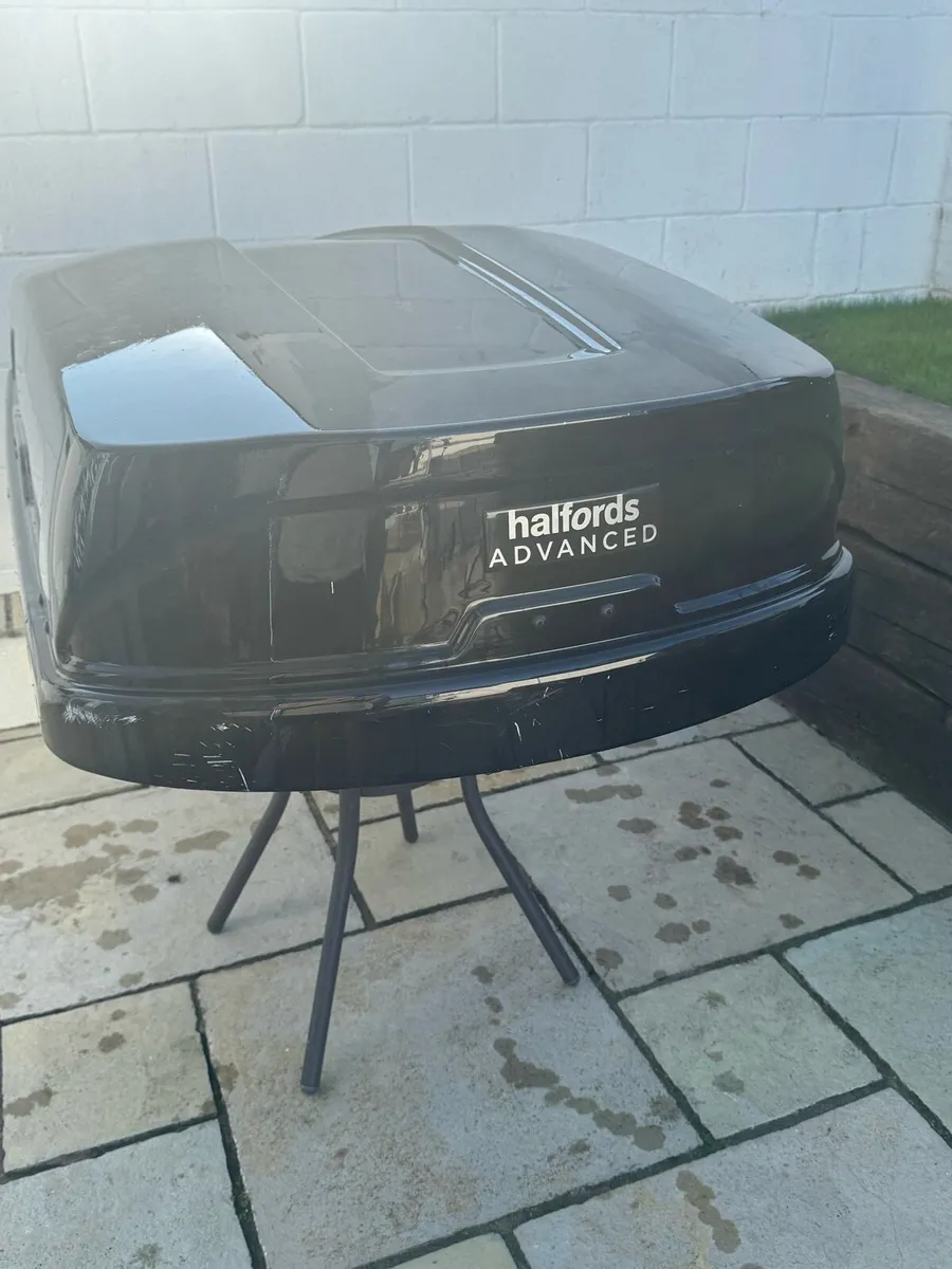 Roof Box - Image 3