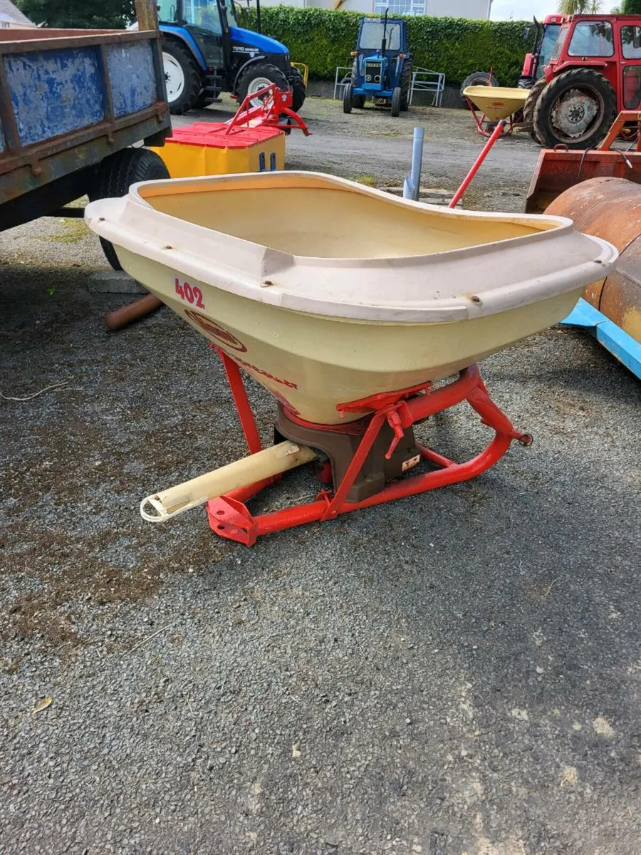 Vicon spreader - Image 3