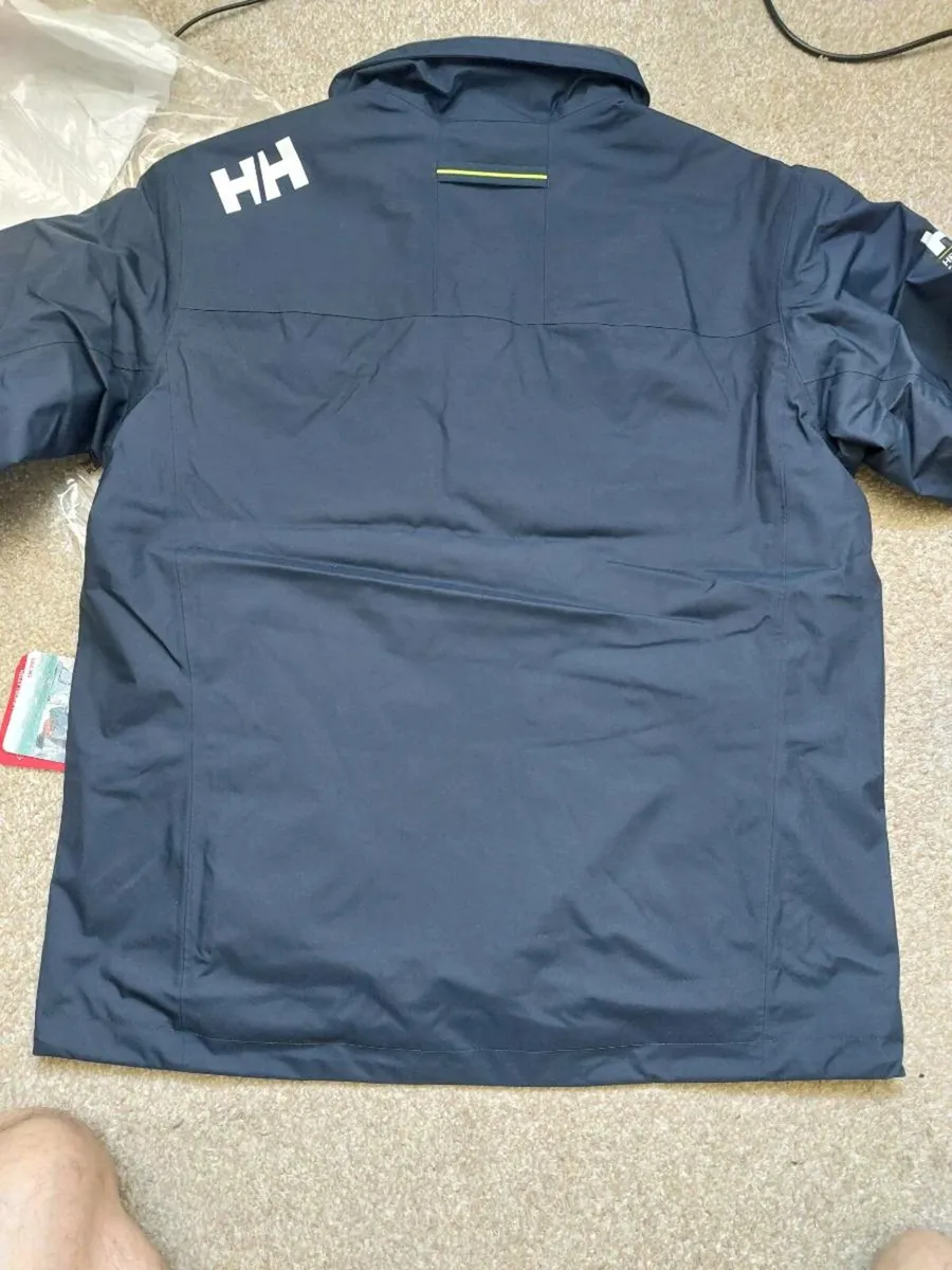HH sailing jacket L, XL & XXL - Image 3