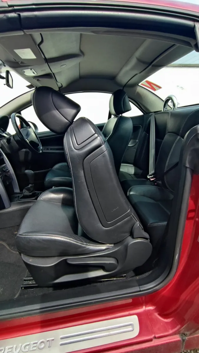 Peugeot 207 CC 2008 for quick sale!! - Image 2