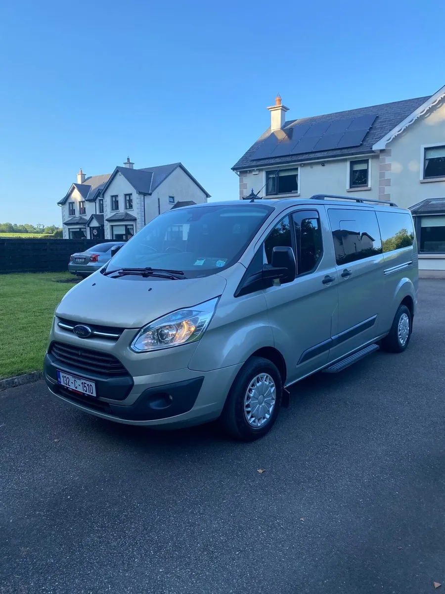 Ford Tourneo Custom 8 seater - Image 2