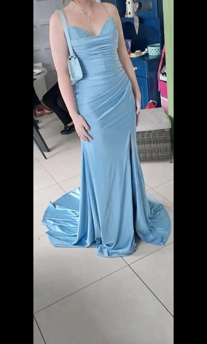 Sky blue dress - Image 4