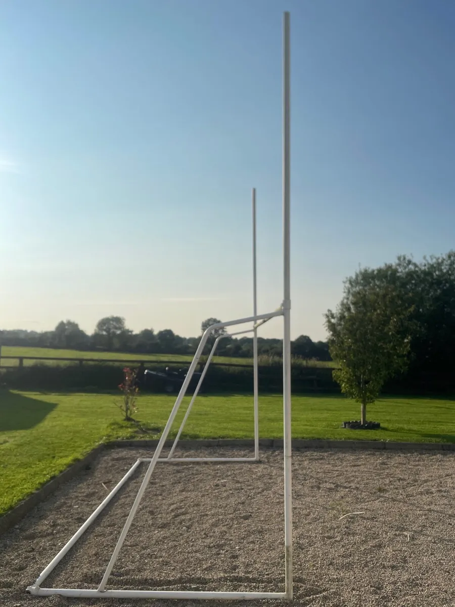 Goal posts - Image 2