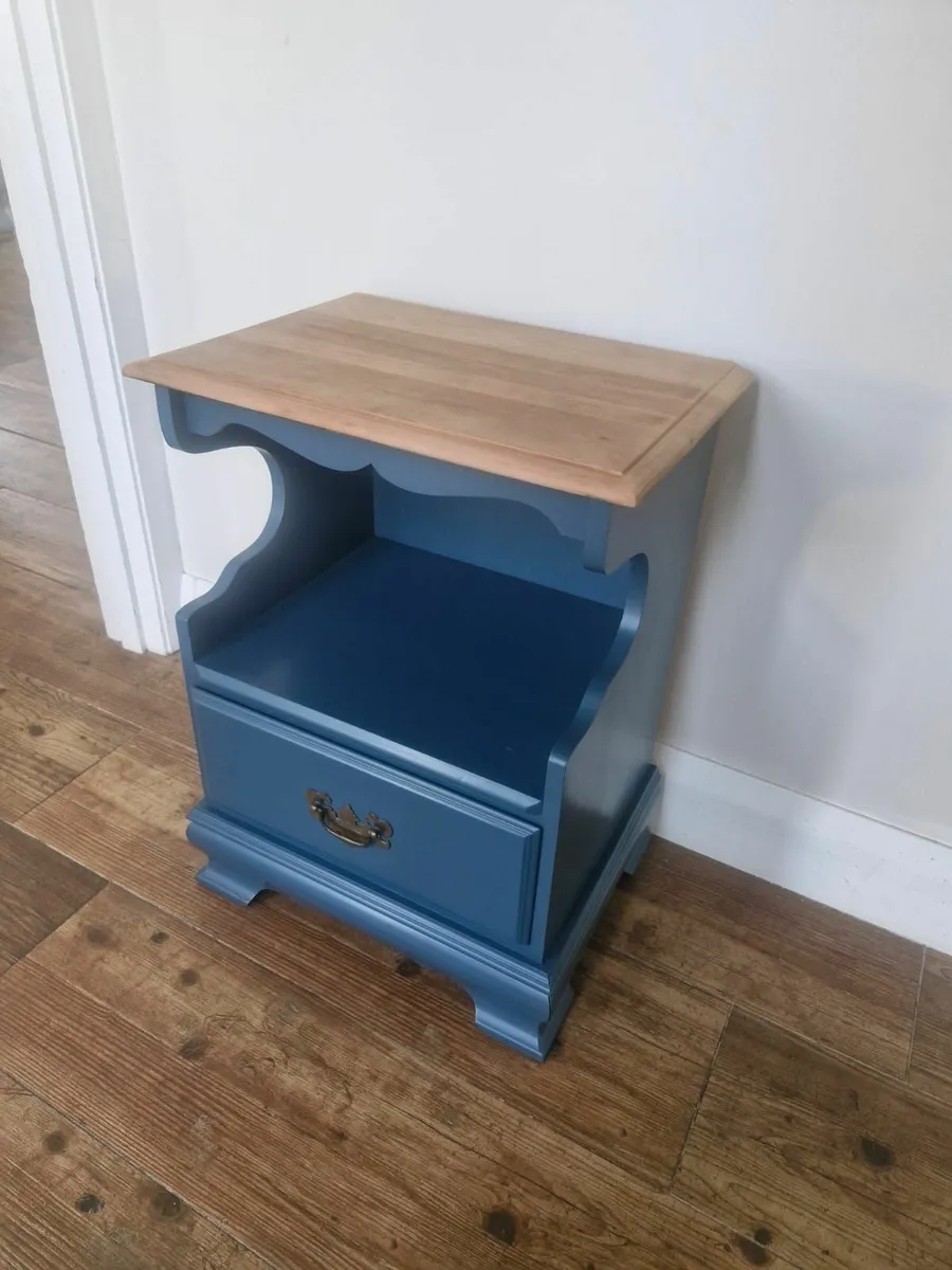 Bedside lockers - Image 3