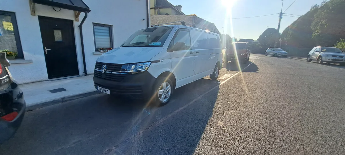 Volkswagen Transporter 2021 - Image 1