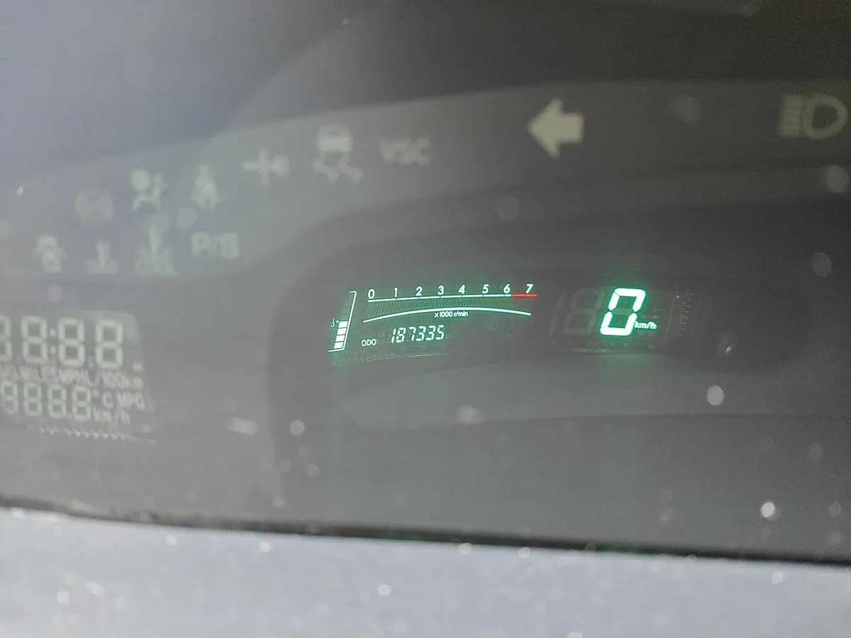 Toyota Yaris 2006 - Image 2
