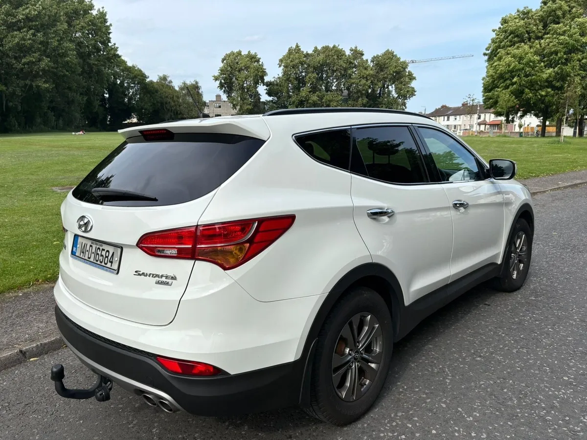 Hyundai Santa Fe Comfort 2014 - low mileage - Image 3