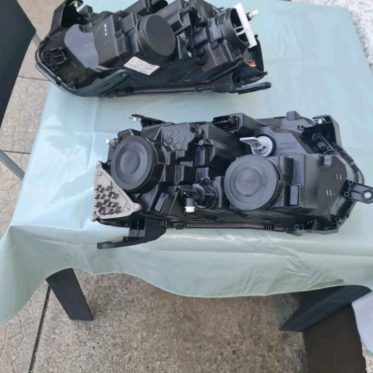DACIA DUSTER HEADLIGHTS 2018-2022 - Image 3