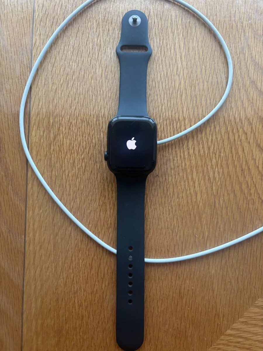 Apple Watch 7 GPS 45mm