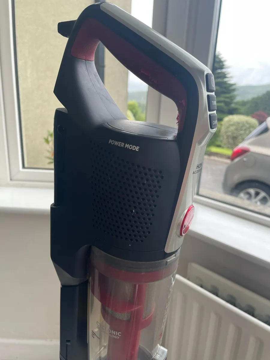 Hoover Cordless Vacuum - Image 3