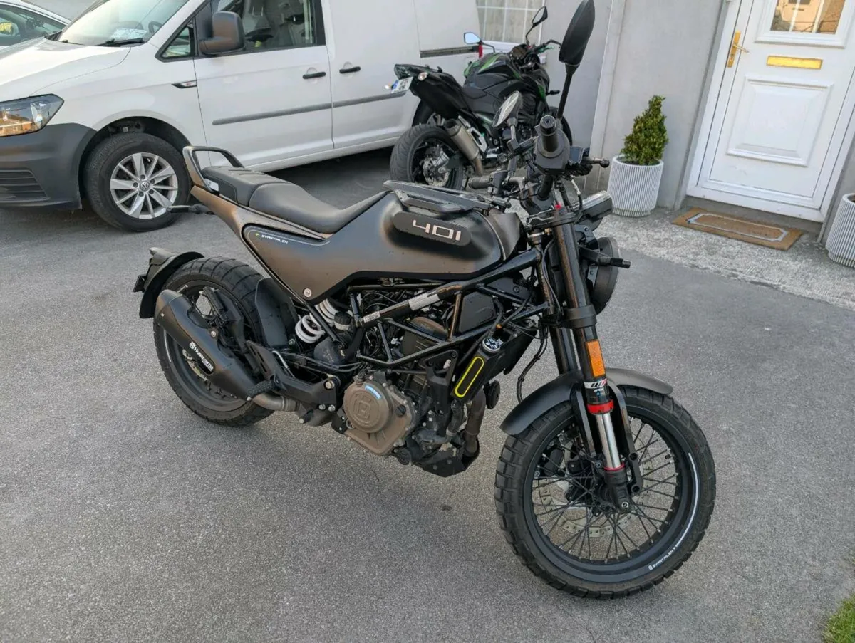 Husqvarna Svartpilen 401 - Image 3