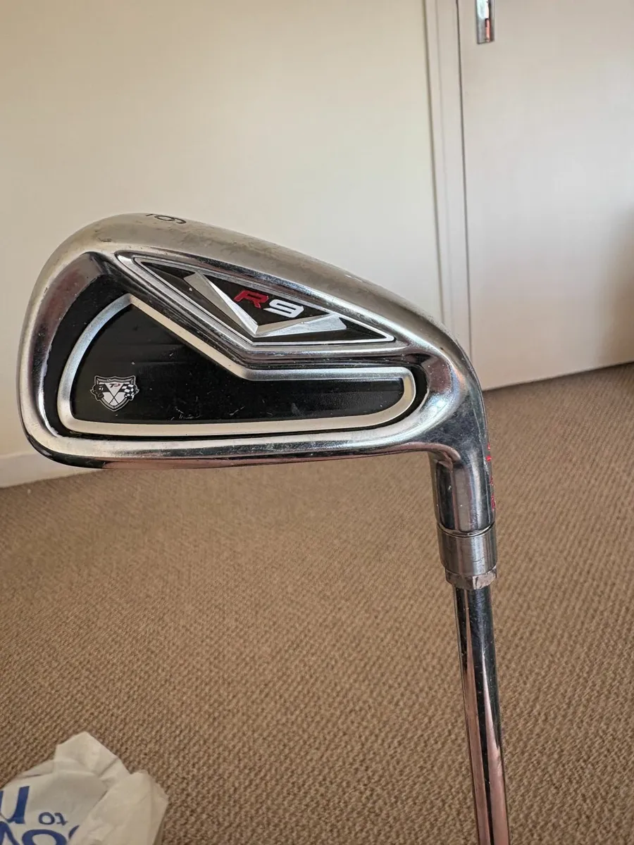 TaylorMade R9 6-iron - Image 1