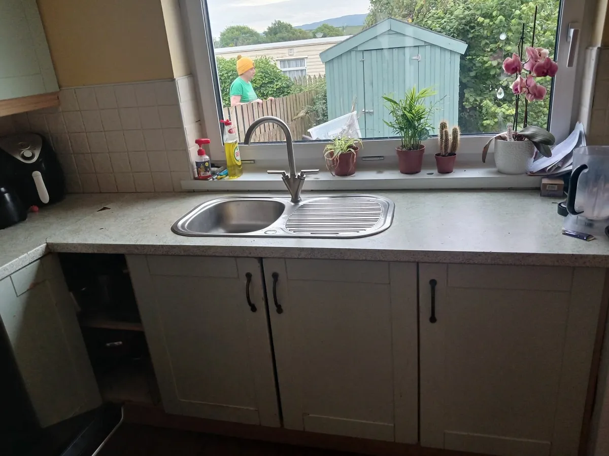 Kitchen - Image 3