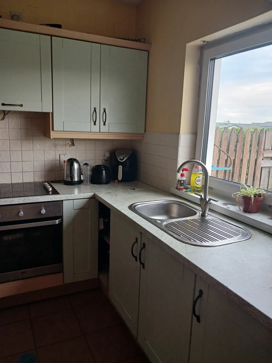 Kitchen - Image 4