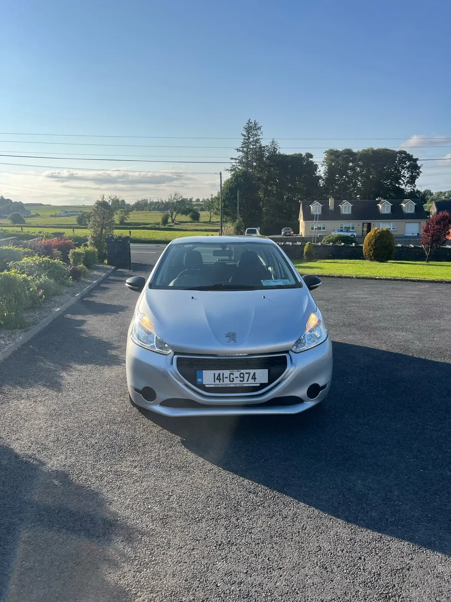 141 Peugeot 208 1.0l (read ad) - Image 2