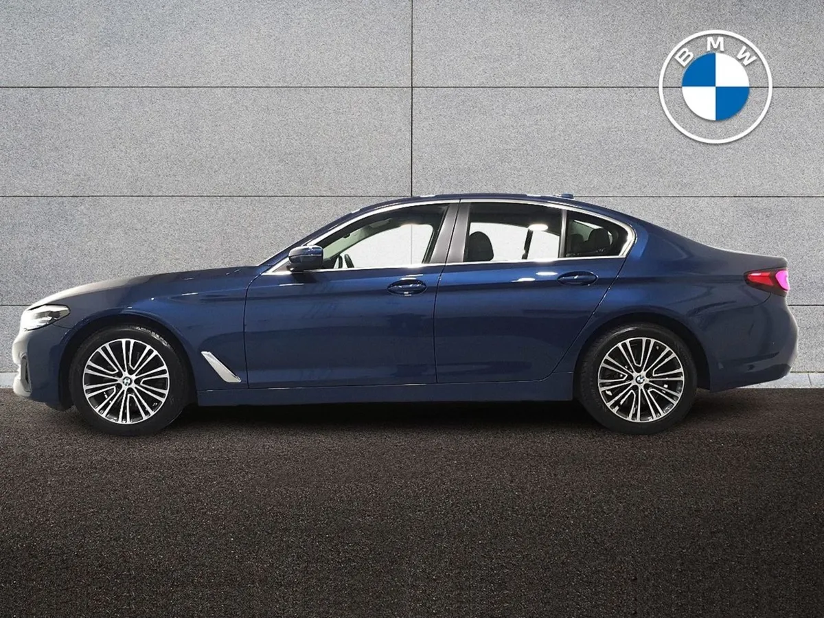 BMW 5 Series 520d SE Saloon - Image 4