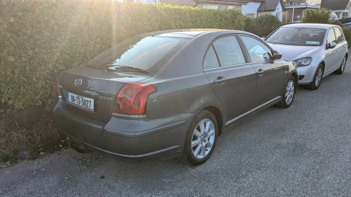 Toyota Avensis 2006 - Image 3