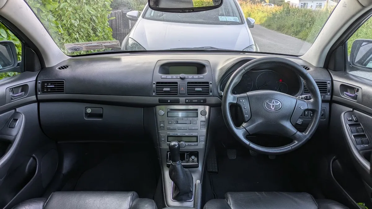 Toyota Avensis 2006 - Image 4