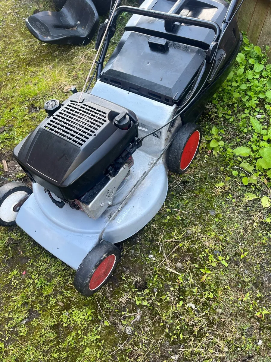 Lawnmower - Image 4