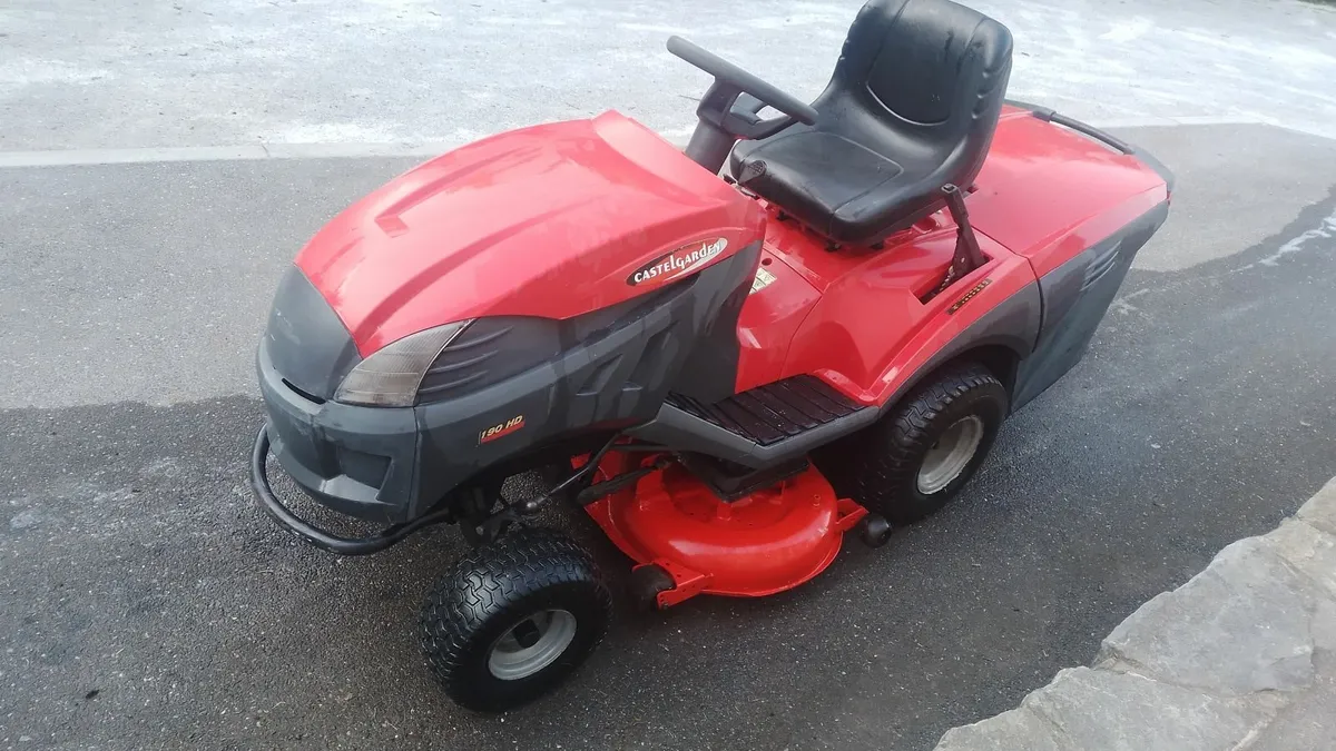 Ride-on mower - Image 4